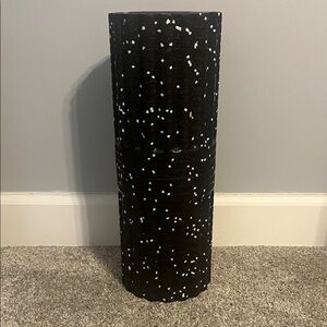 Vibrating Foam Roller - Like New!